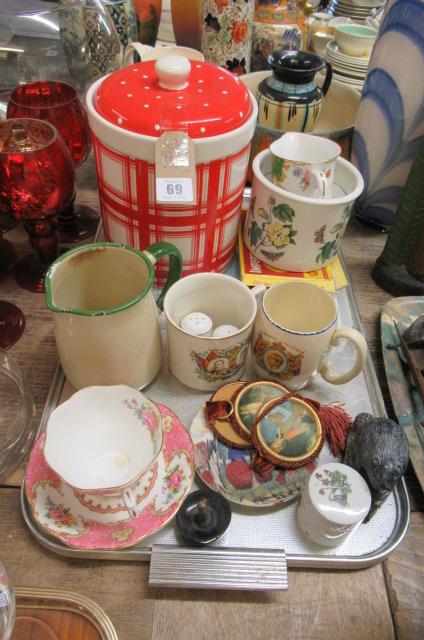 TRAY OF MISCELLANEOUS ITEMS Image