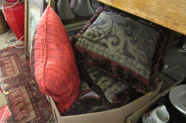 BOX OF CUSHIONS Image
