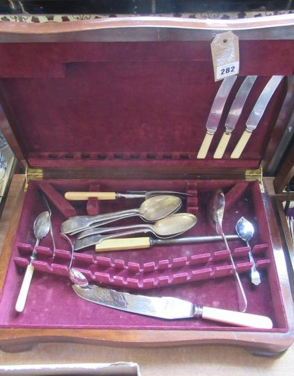 CUTLERY BOX AND CONTENTS Image