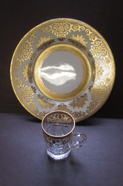 DE LAMERIE PATTERN CHINA DESSERT PLATE AND TEA GLASS Image