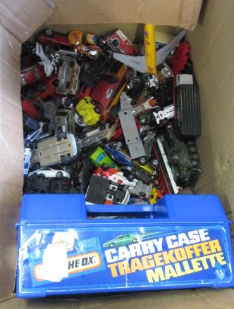 LARGE BOX OF DIECAST CARS ETC Image