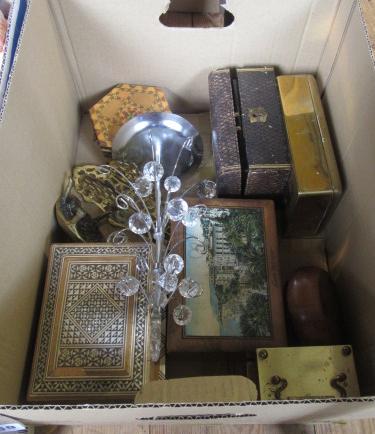 BOX OF MISCELLANEOUS INCLUDING CARRIAGE CLOCK Image