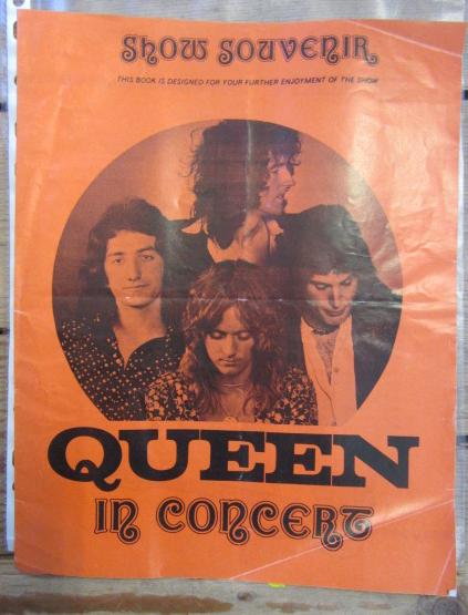 QUEEN 1973 IN CONCERT RARE SHOW SOUVENIR PROGRAMMES Image