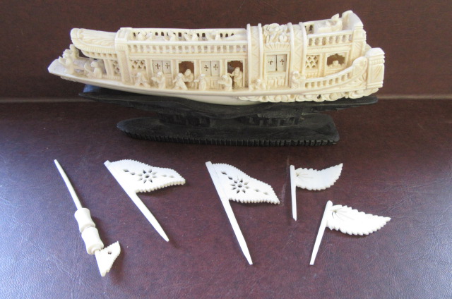 IVORY BOAT Image