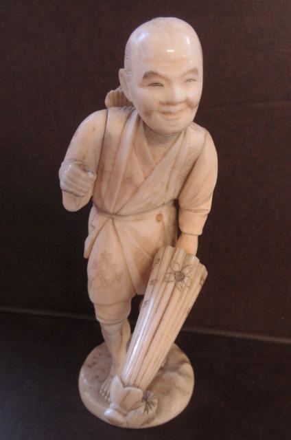 IVORY FIGURE Image