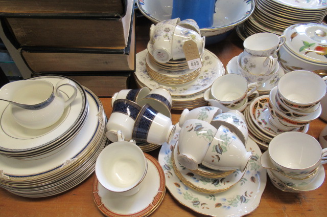 QUANTITY OF MIXED CHINA Image