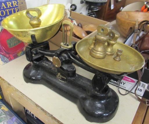 VICTORIAN BALANCE SCALES AND WEIGHTS Image