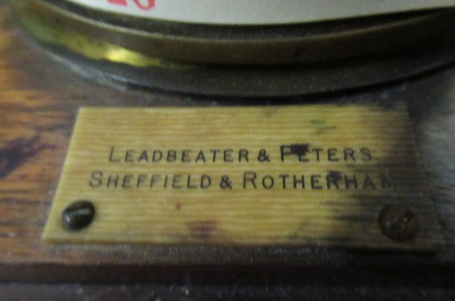 LEADBETTER AND PETERS RETAILED BAROGRAPH WITH EXTRA PAPERS Image
