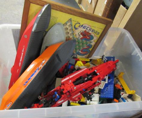 LARGE BOX OF LEGO AND CHINESE CHECKERS Image