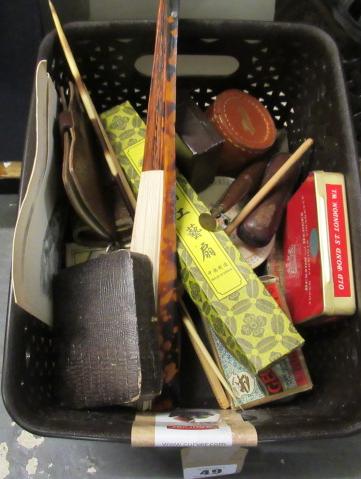 BOX OF COLLECTABLES Image