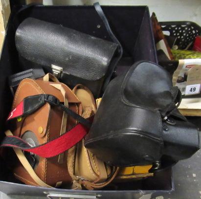 BOX OF CAMERAS ETC Image
