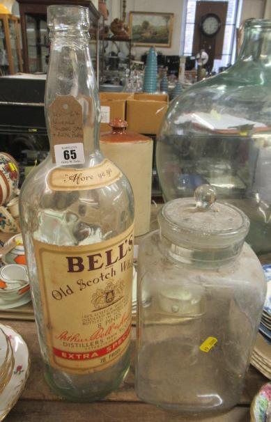 VINTAGE SWEET JAR AND BELLS BOTTLE Image