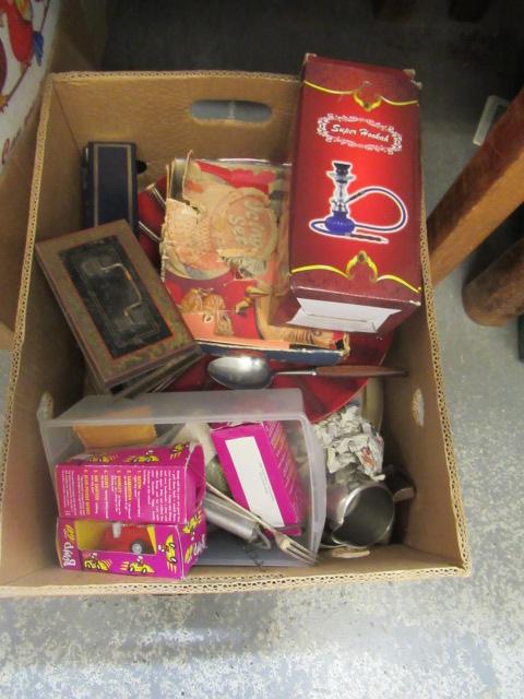 BOX OF MISCELLANEOUS ITEMS Image