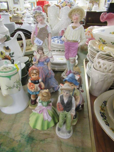 QUANTITY OF CERAMIC FIGURES Image