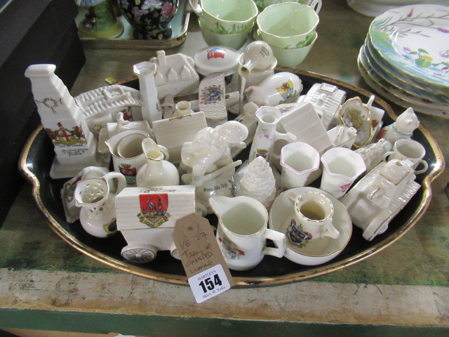TRAY OF CRESTED WARE Image