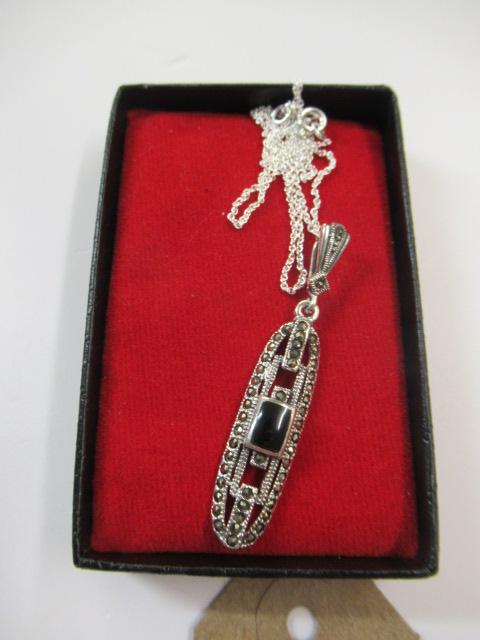 SILVER JET AND MARCASITE PENDANT ON SILVER CHAIN Image