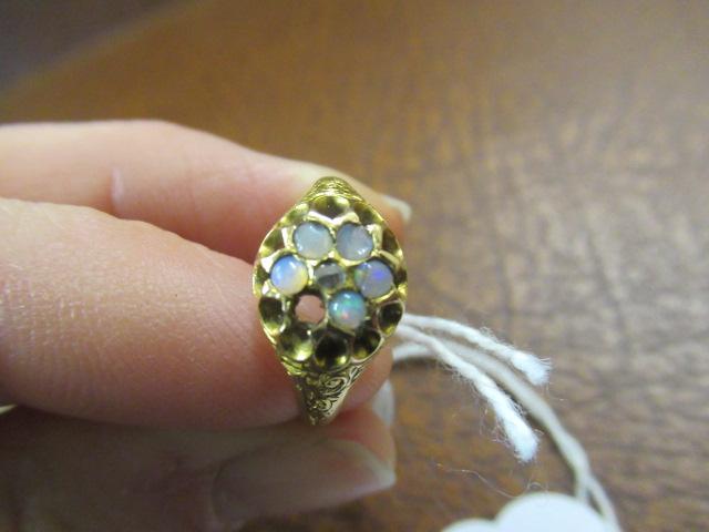15CT GOLD RING Image