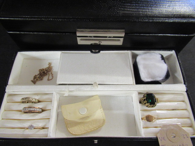 JEWELLERY BOX WITH RINGS INCLUDING 9CT ETC Image