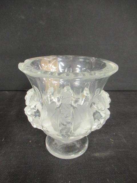 LALIQUE VASE Image