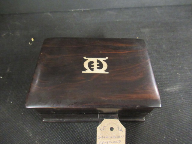 GHANAIAN HARDWOOD BOX WITH THRONE MOTIF Image