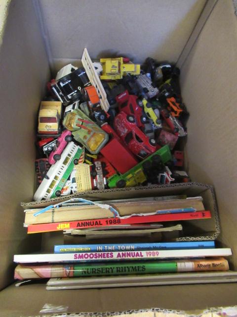 BOX OF CHILDRENS BOOKS AND TOY CAR COLLECTION Image