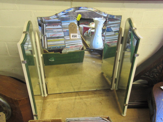 TRIPLE DRESSING TABLE MIRROR Image