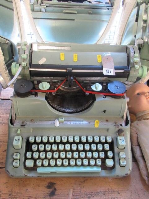 VINTAGE HERMES TYPEWRITER Image