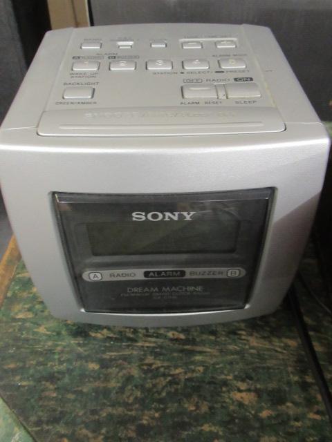 SONY CUBE CLOCK Image