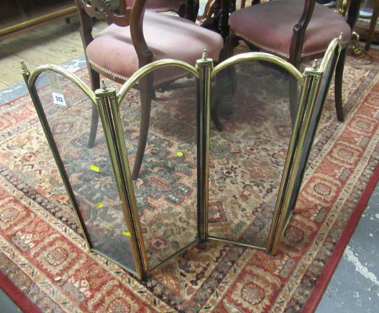 FOLDING BRASS FIRE GUARD Image