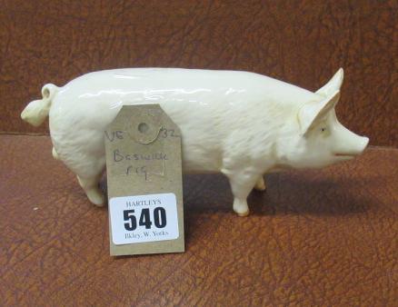 BESWICK PIG Image