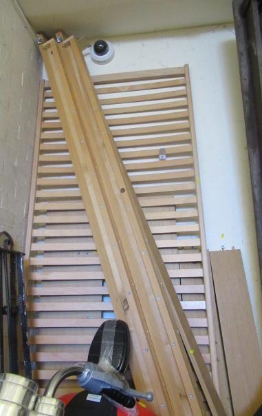 LIGHT OAK SINGLE BED FRAME Image