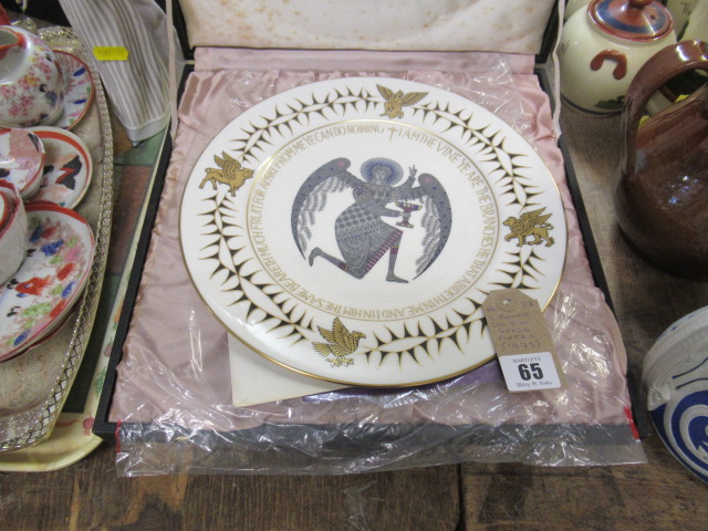 TWO BOXED LIMITED EDITON SPODE PLATES Image