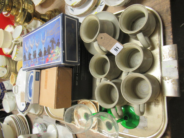 TRAY OF MISCELLANEOUS ITEMS Image