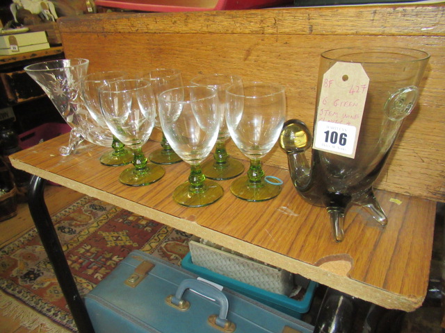 SIX GREEN STEM WINE GLASSES AND TWO CORNUCOPIA GLASSES Image