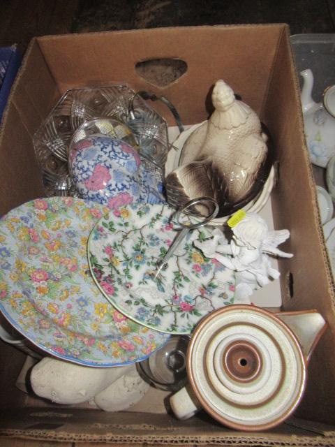 BOX OF CERAMICS Image