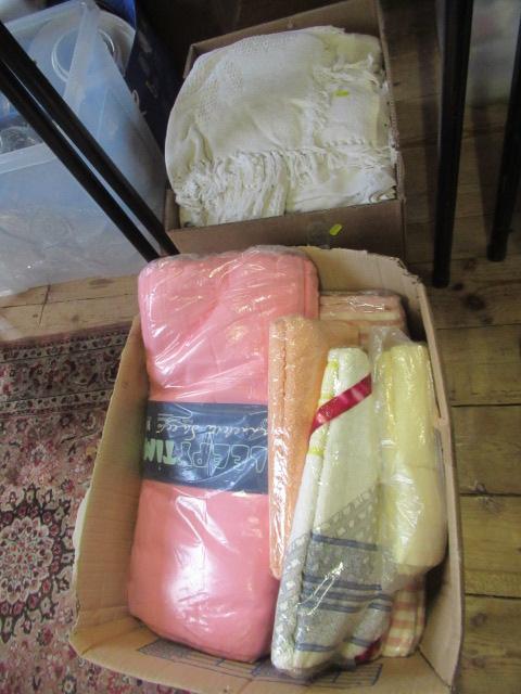BOX OF BEDDING AND A BOX OF LINEN AND FABRIC Image