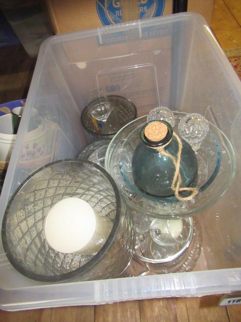 BOX OF GLASS Image
