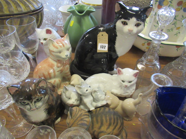 QUANTITY OF CAT ORNAMENTS Image