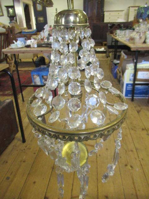 CHANDELIER Image