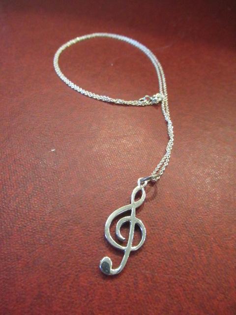 SILVER MUSIC CLEF PENDANT ON SILVER CHAIN Image