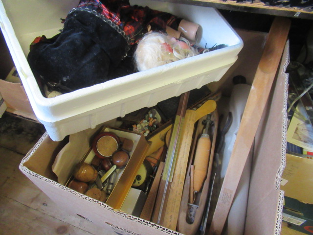BOX OF MISCELLANEOUS INCLUDING VINTAGE DOLL AND COLLECTABLES Image