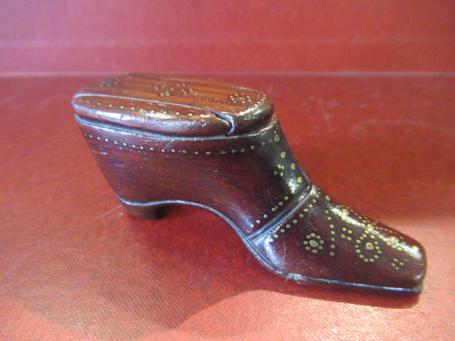 GEORGIAN SHOE SNUFF BOX Image