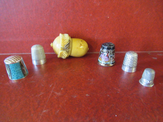 INLAID SILVER THIMBLE ETC Image