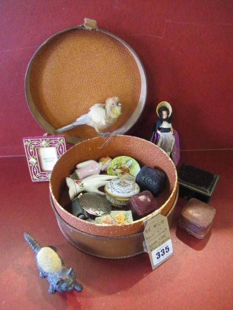 BOX OF COLLECTABLES INCLUDING CAT PIN CUSHION Image
