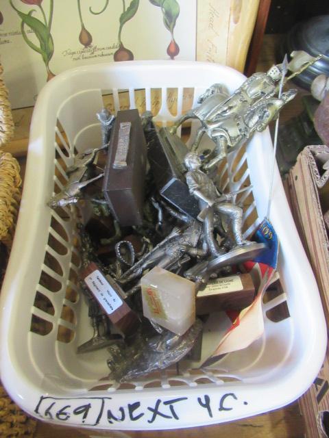 BOX OF LEAD FIGURES ETC Image