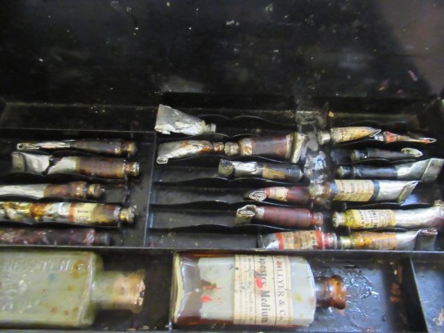 ARTISTS WINSOR AND NEWTON AND REEVES WATERCOLOUR SETS WITH TWO PALETTES Image