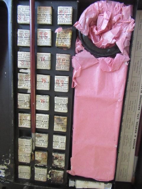 ARTISTS WINSOR AND NEWTON AND REEVES WATERCOLOUR SETS WITH TWO PALETTES Image
