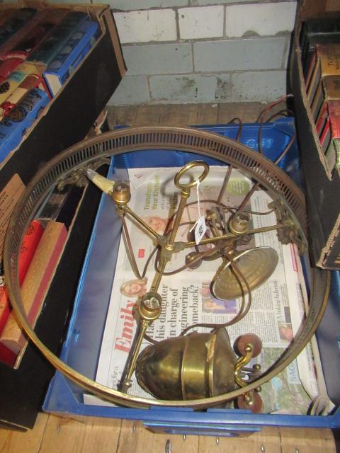 BRASS CEILING LIGHT Image