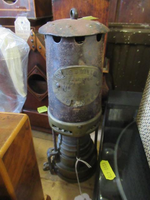 VINTAGE E THOMAS AND WILLIAMS LIMITED MINERS LAMP Image