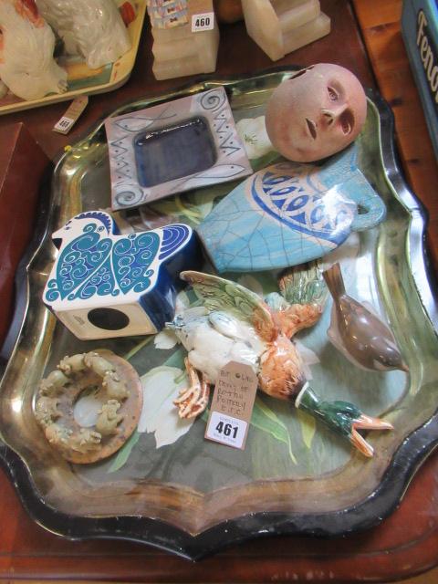 TRAY OF RETRO POTTERY ETC Image